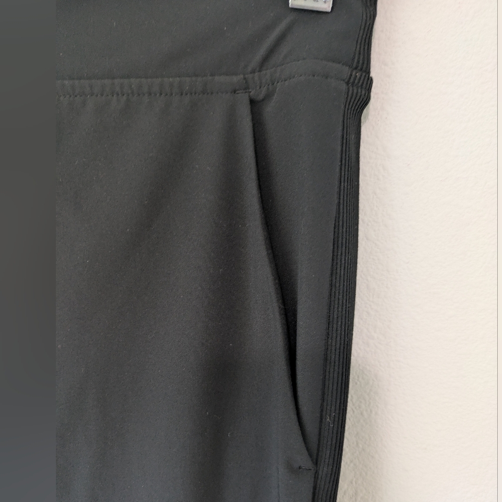 ATHLETA Brooklyn Ankle Pant 6 Black Mid Rise Lightweight Outdoor Summer Hiking - Picture 5 of 13